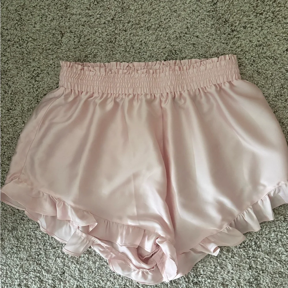 Azazie Matching blush pink Ruffled Short Sleeve Pajama Set - Picture 3 of 8